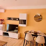 Apartmán Elko Apartments & Rooms