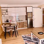 Elko Apartments & Rooms *