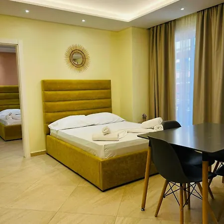Elko Apartments & Rooms * 골렘