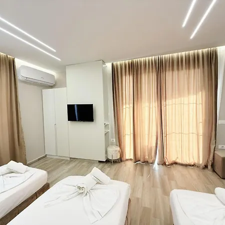 아파트 Elko Apartments & Rooms