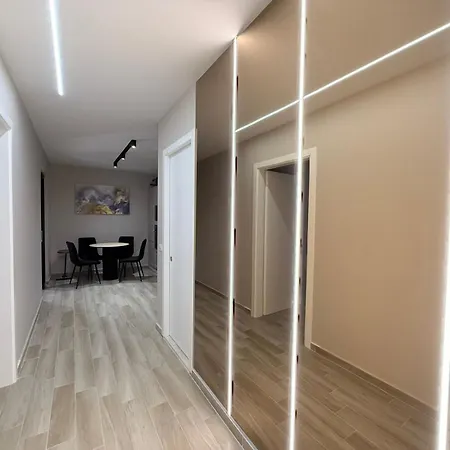 Elko Apartments & Rooms 아파트 골렘