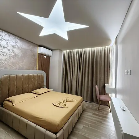 아파트 Elko Apartments & Rooms 골렘