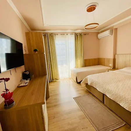 Elko & Apartman Golem